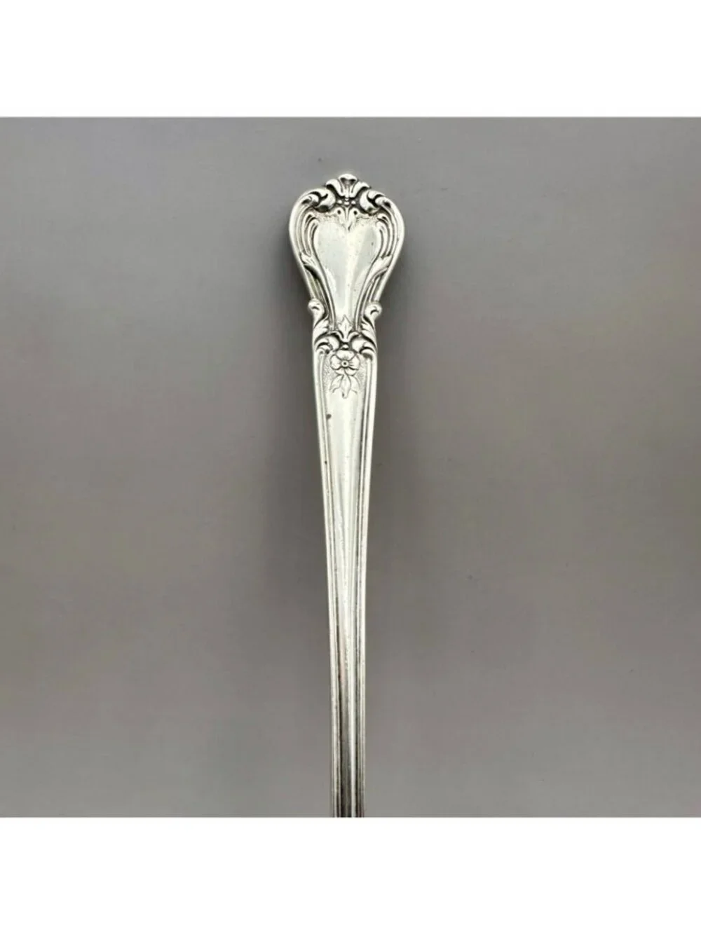 Sardine Fork Ancestry Pattern Weidlich Sterling Silver Bacon Rack Floral 1940s